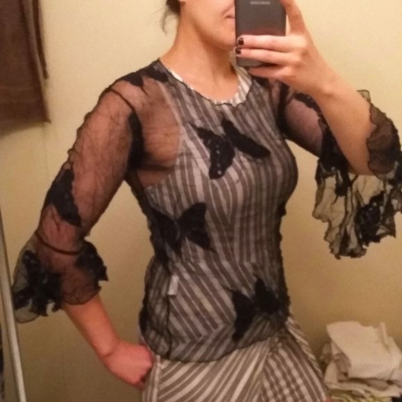 🖤🦋NEW size M 6-8 MK Solo Black Lace Butterfly stretch Top - Picture 1 of 12